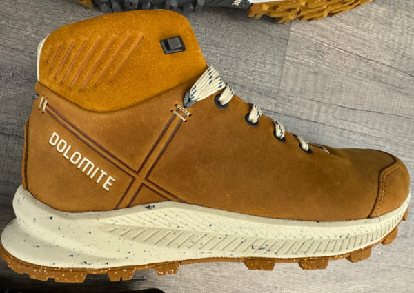 Dolomite 423916 0922 Carezza Nabuk Mid Lt golden yellow